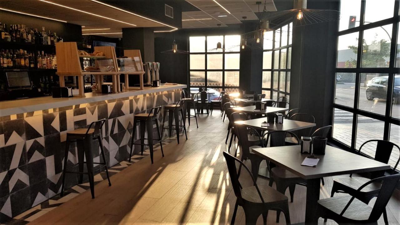 Rener Hotel Los Campones Χιχόν Εξωτερικό φωτογραφία